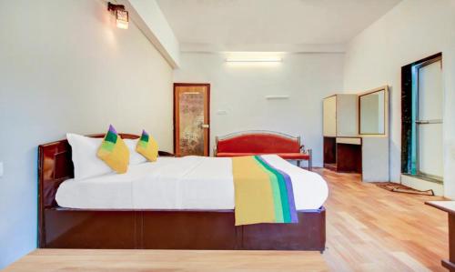Hotel Evergreen,Khar,3 star