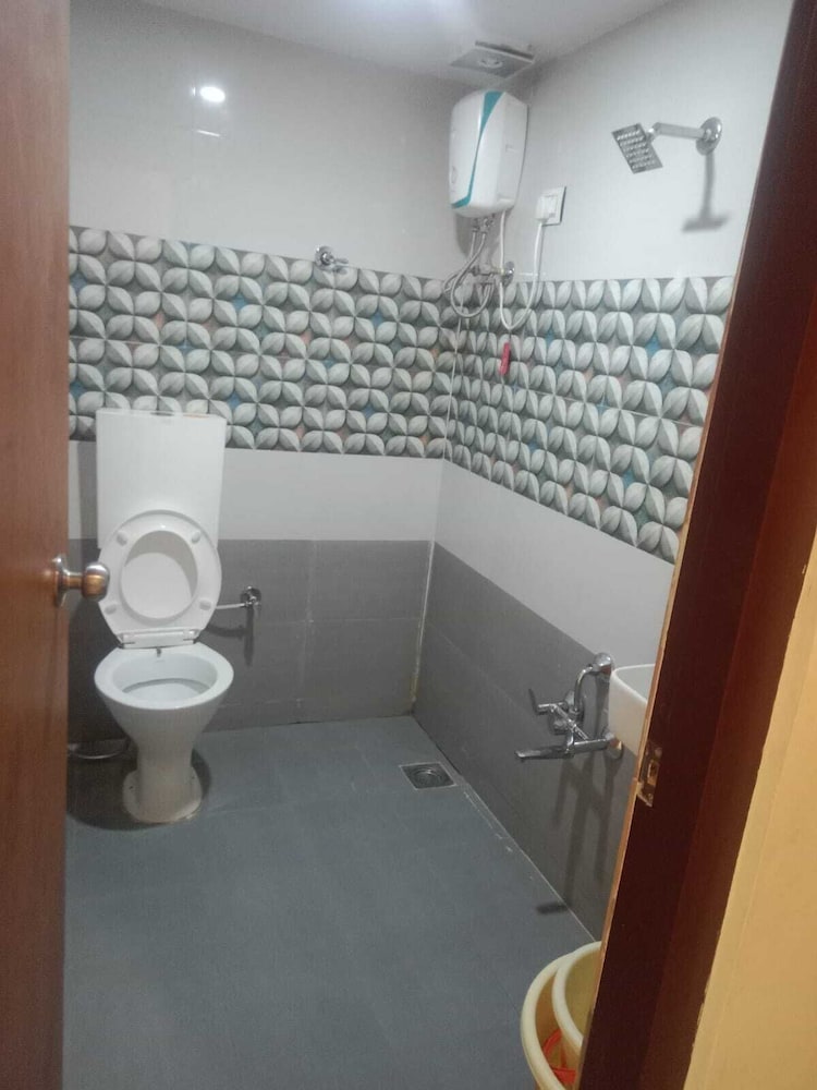shreejis hotel