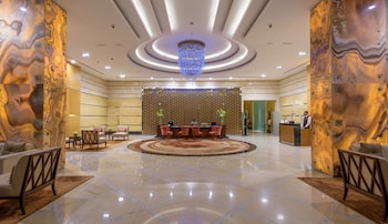 la suite dubai hotel and apartments