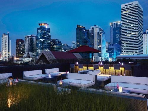 movenpick hotel sukhumvit 15 bangkok