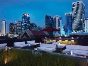 movenpick hotel sukhumvit 15 bangkok
