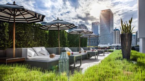 movenpick hotel sukhumvit 15 bangkok