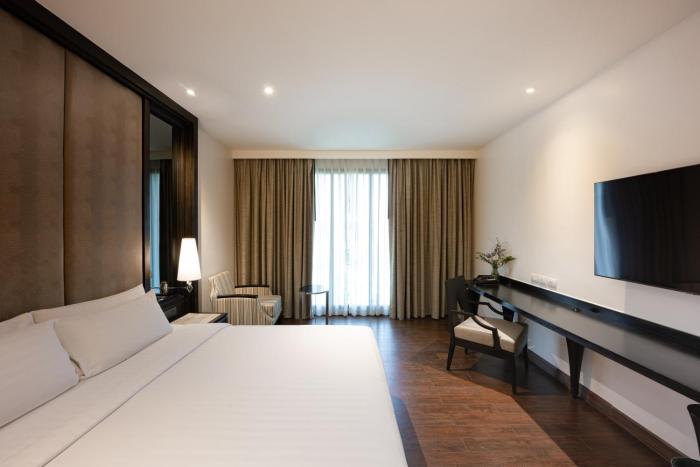 movenpick hotel sukhumvit 15 bangkok