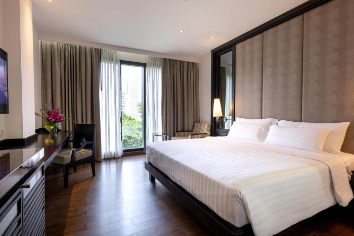 movenpick hotel sukhumvit 15 bangkok