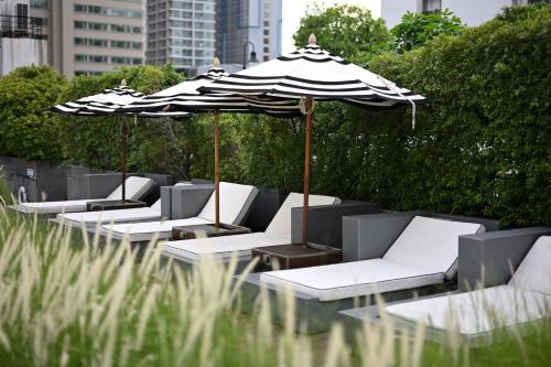 movenpick hotel sukhumvit 15 bangkok