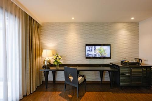 movenpick hotel sukhumvit 15 bangkok