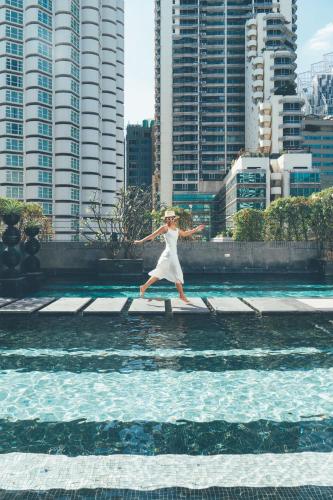 movenpick hotel sukhumvit 15 bangkok