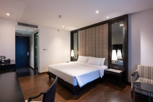 movenpick hotel sukhumvit 15 bangkok