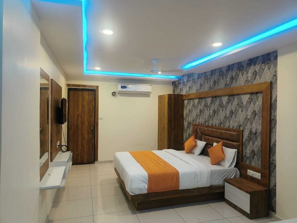 hotel krishna villa