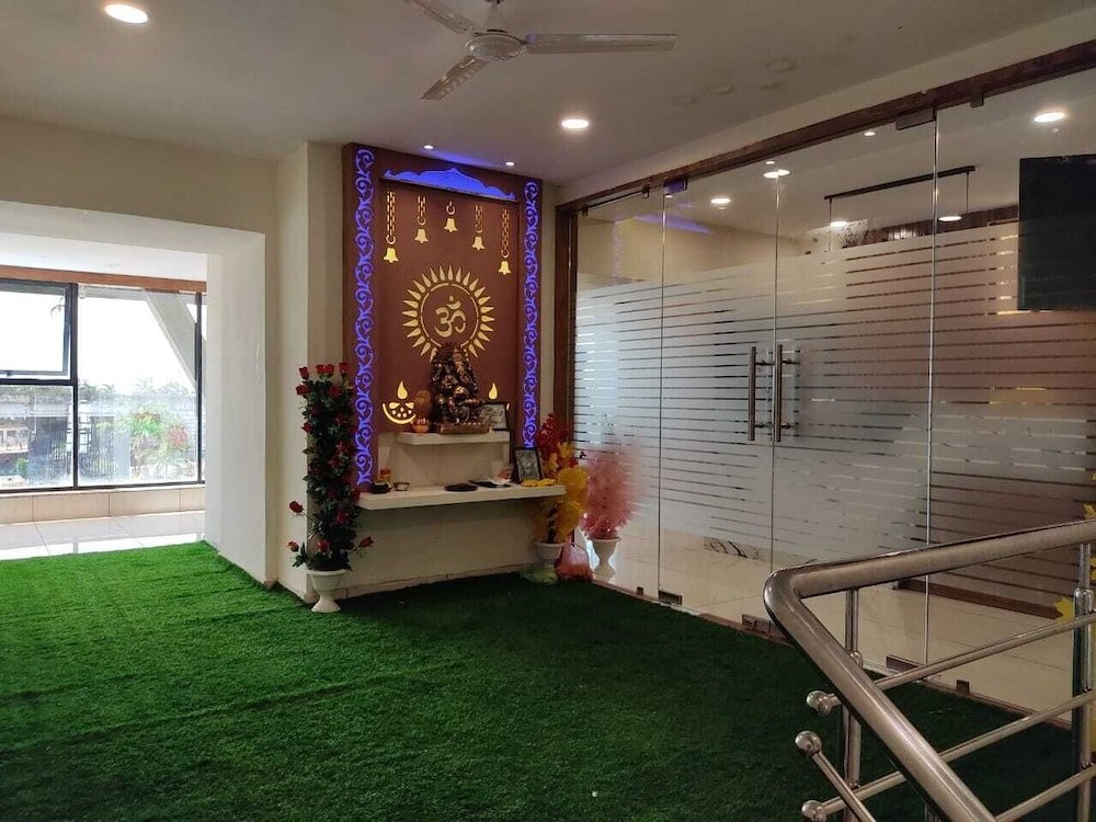 hotel krishna villa