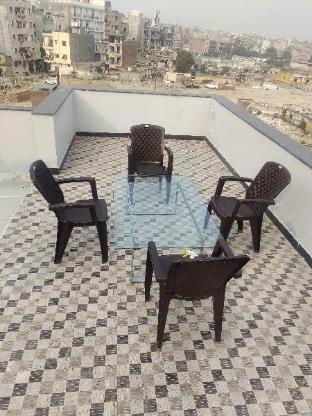 hotel noida dreamz 144