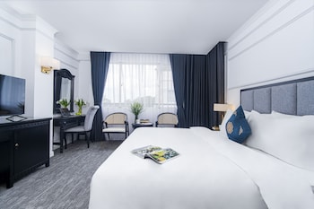 me gustas metropoint hotel ex ha hien signature