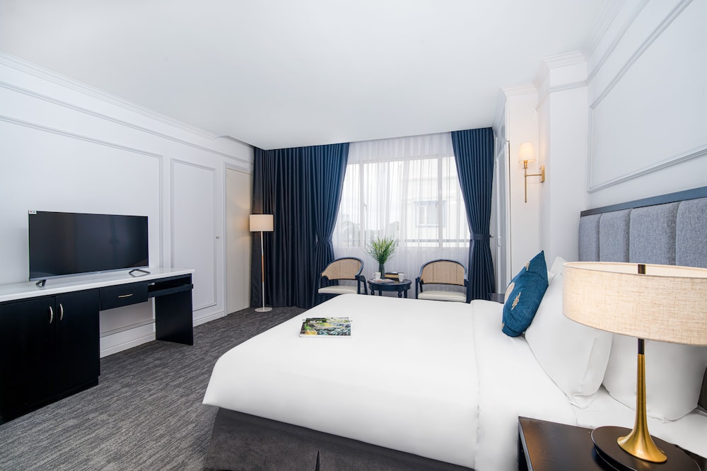 me gustas metropoint hotel ex ha hien signature