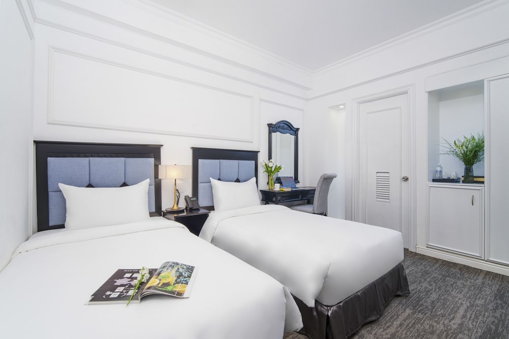 me gustas metropoint hotel ex ha hien signature