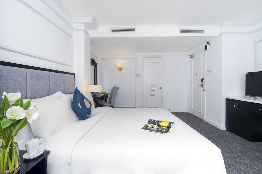 me gustas metropoint hotel ex ha hien signature