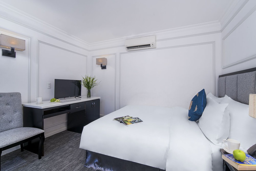 me gustas metropoint hotel ex ha hien signature