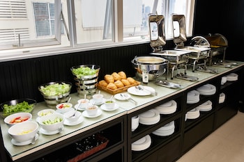 me gustas metropoint hotel ex ha hien signature