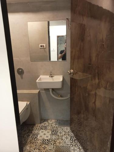 hotel saini guest house