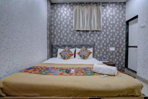 Hotel Saini Guest House,Shop No-2, Marol Maroshi Road, Opp Leafio Marigold Hotel, Makwana Rd, Behind State Bank Of India, Marol, Andheri East, Mumbai, Maharashtra 400059,2 star