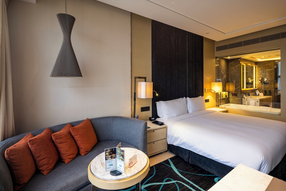 hilton xian high tech zone