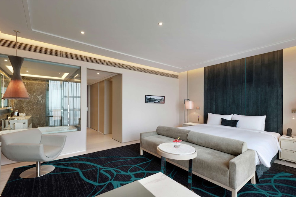 hilton xian high tech zone