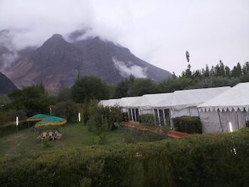 the empire resort nubra