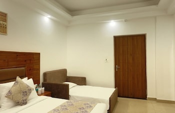 xomotel evana on the ganges rishikesh