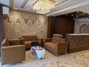 hotel lavish inn