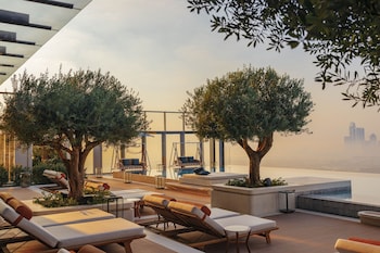 one and only one zaabeel resort