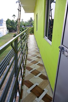 Holiday Inn,Madhipur Chhak (Konark Sun Temple Road), Po/Ps: Konark, Dist : Puri, Odisha, 752111,3 star