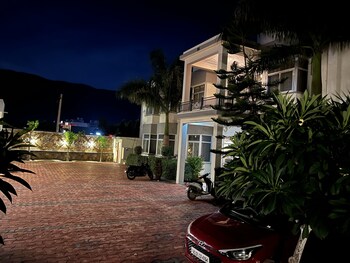 pushkar regency resort