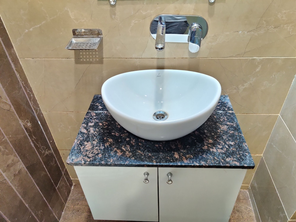 hotel golden temple paradise