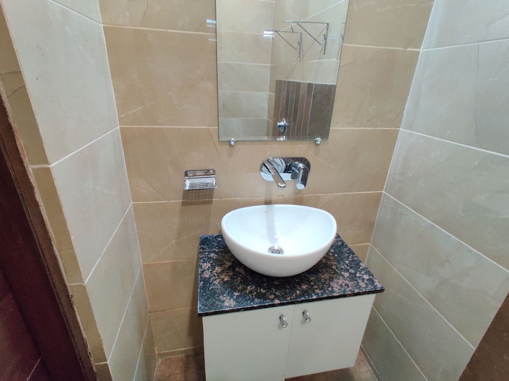 hotel golden temple paradise