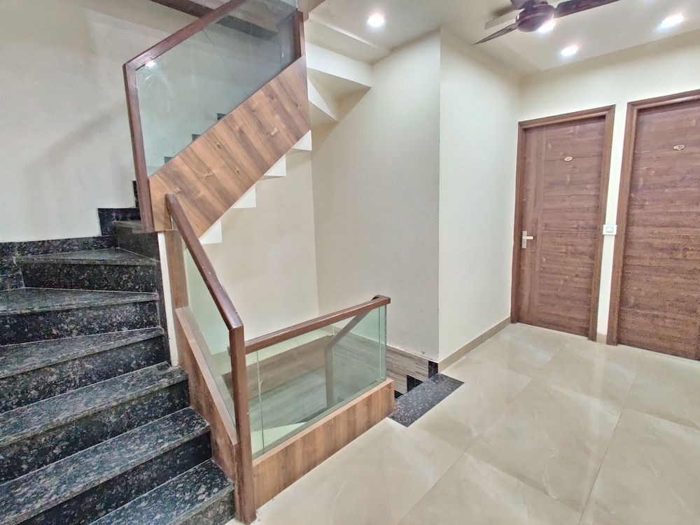 hotel golden temple paradise