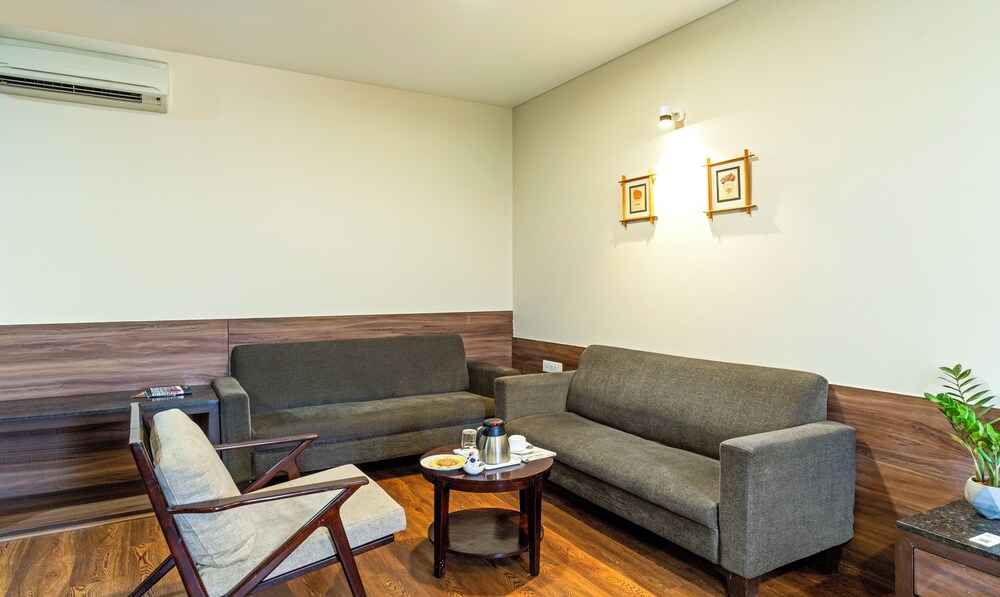 treebo premium baramasi by jai club prime