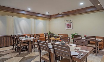 treebo premium baramasi by jai club prime