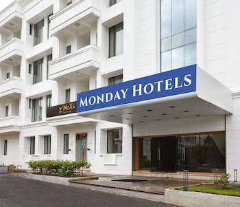 Monday Hotels – Mahape,Kopar Khairane,4 star