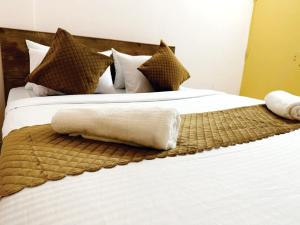 Vbh Inn,Rajapura Village,Henagara Panchayath Jigani Hobli Anekal, Taluk, Opposite To Dlf Appartment, Jigani, Karnataka 560105,2 star