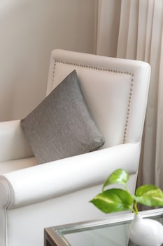 night hotel bangkok sukhumvit 15