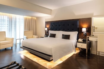 night hotel bangkok sukhumvit 15