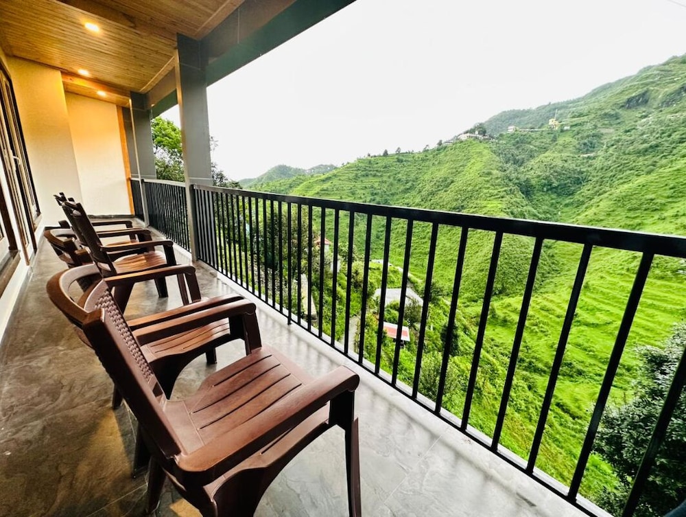 hotel vista by mnp hotels