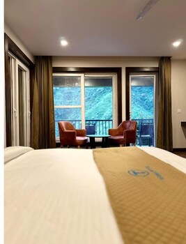 hotel vista by mnp hotels