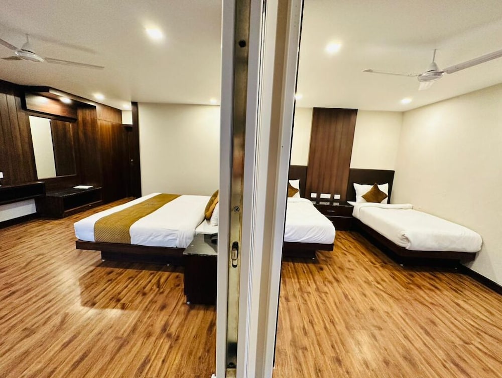 hotel vista by mnp hotels