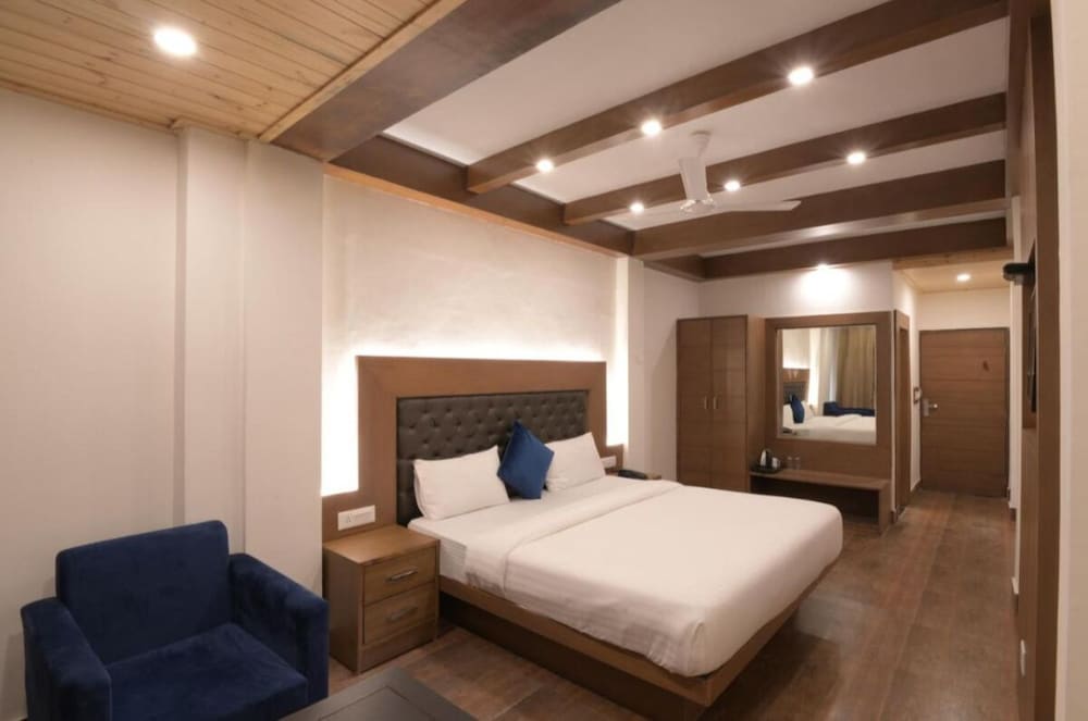 hotel vista by mnp hotels