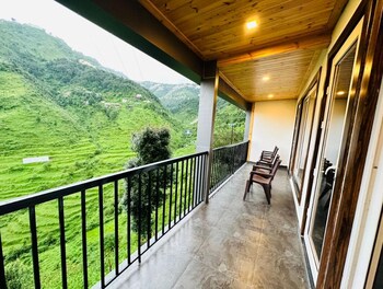 Hotel Vista By Mnp Hotels,Mussoorie Rd Tundhar Village Sher Garhi Mussoorie Uttarakhand 248179,3 star