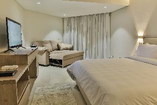 triumph white sands hotel