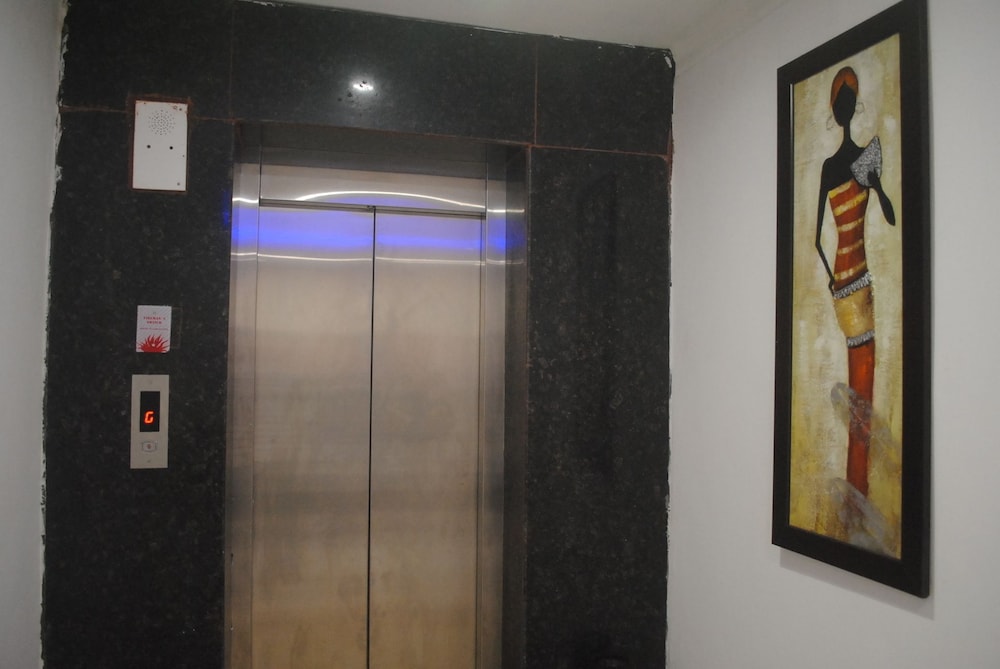 hotel triund heights