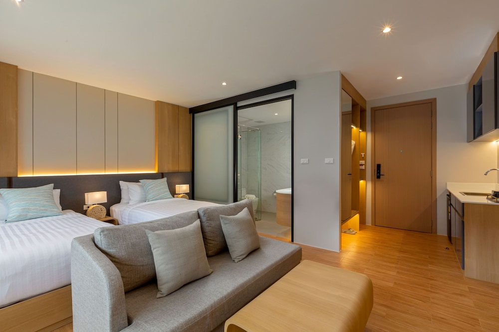 wyndham garden naithon phuket