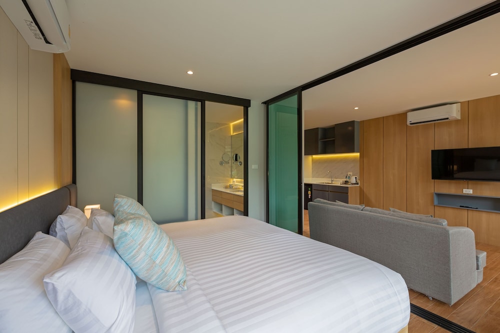 wyndham garden naithon phuket