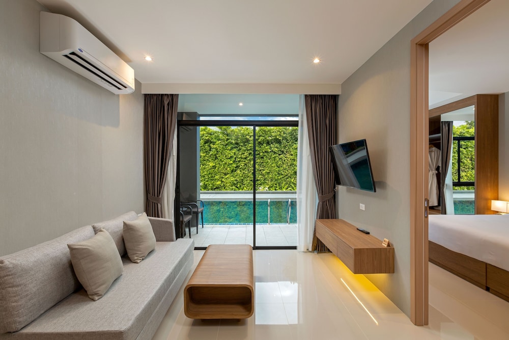 wyndham garden naithon phuket